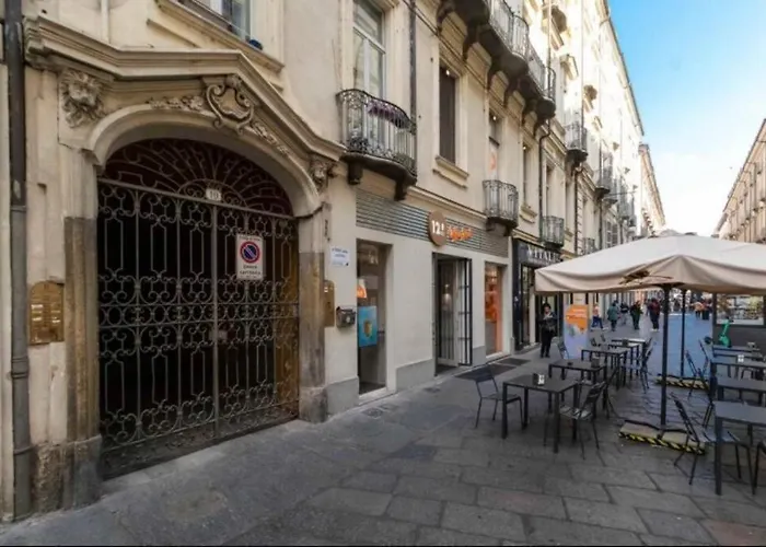 L\'Angolo Di Chiara Nel Cuore Di Torino